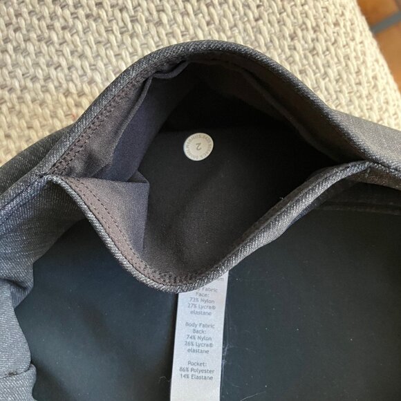 Lululemon Here to There High-Rise Crop 7/8, Charcoal Textured Color, size 2 - Picture 6 of 7